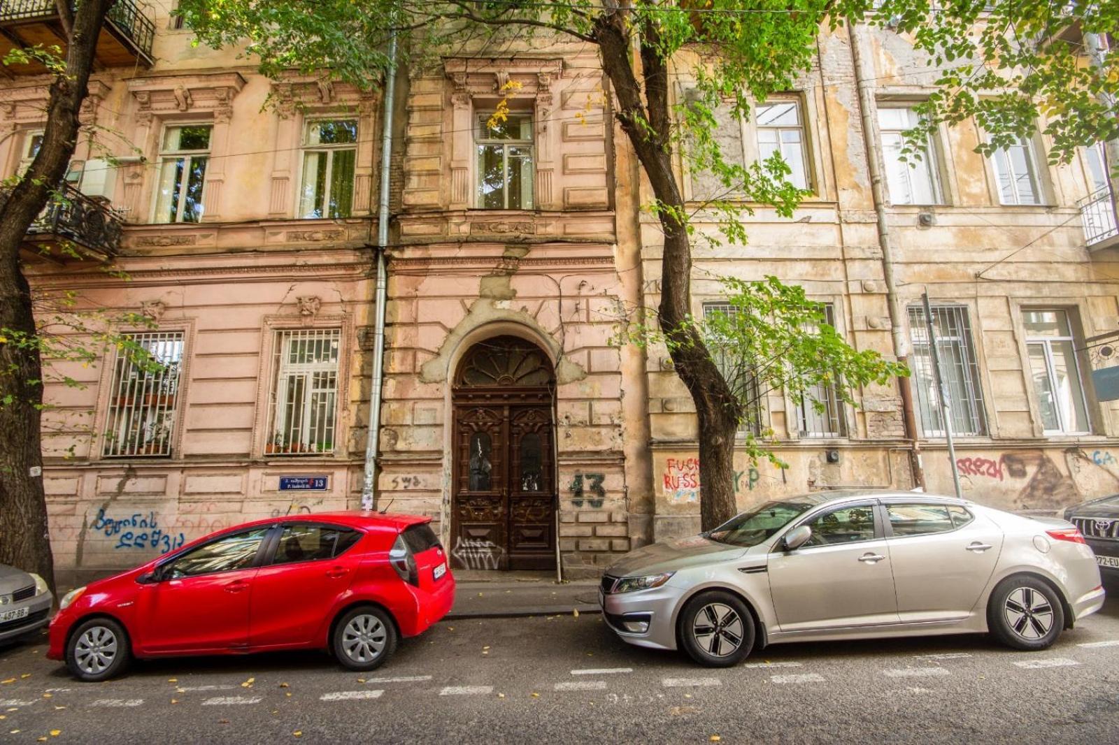 Center Apartment 3 Rooms Tiflis Dış mekan fotoğraf