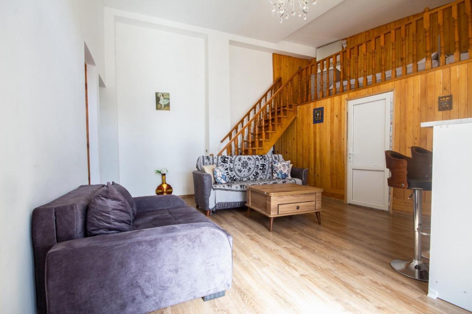 Center Apartment 3 Rooms Tiflis Dış mekan fotoğraf