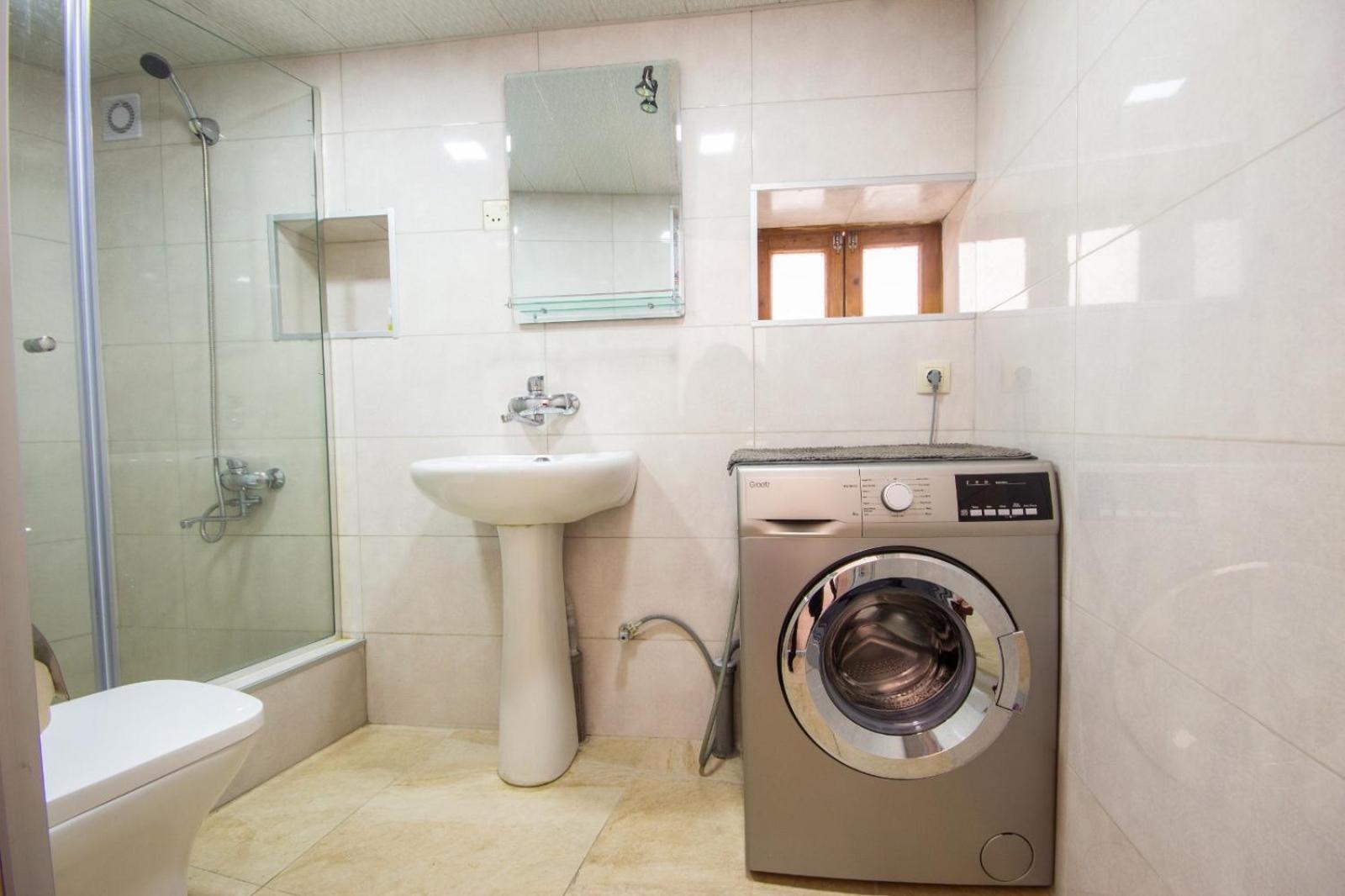 Center Apartment 3 Rooms Tiflis Dış mekan fotoğraf